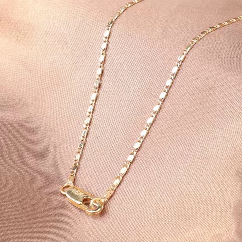 Dainty Italian 2mm flat gold chain - chain link - 18k plated - Picture 2 of 5